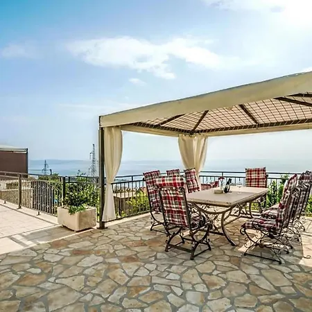 Amazing In With Sauna Makarska