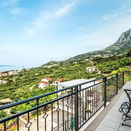 Сasa de vacaciones Amazing In With Sauna Makarska